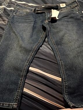 No Boundaries Blue Denim Jeans with Contrast Stitching